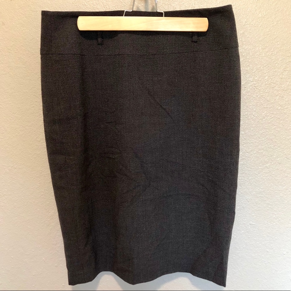 3/$25 Gray pencil skirt